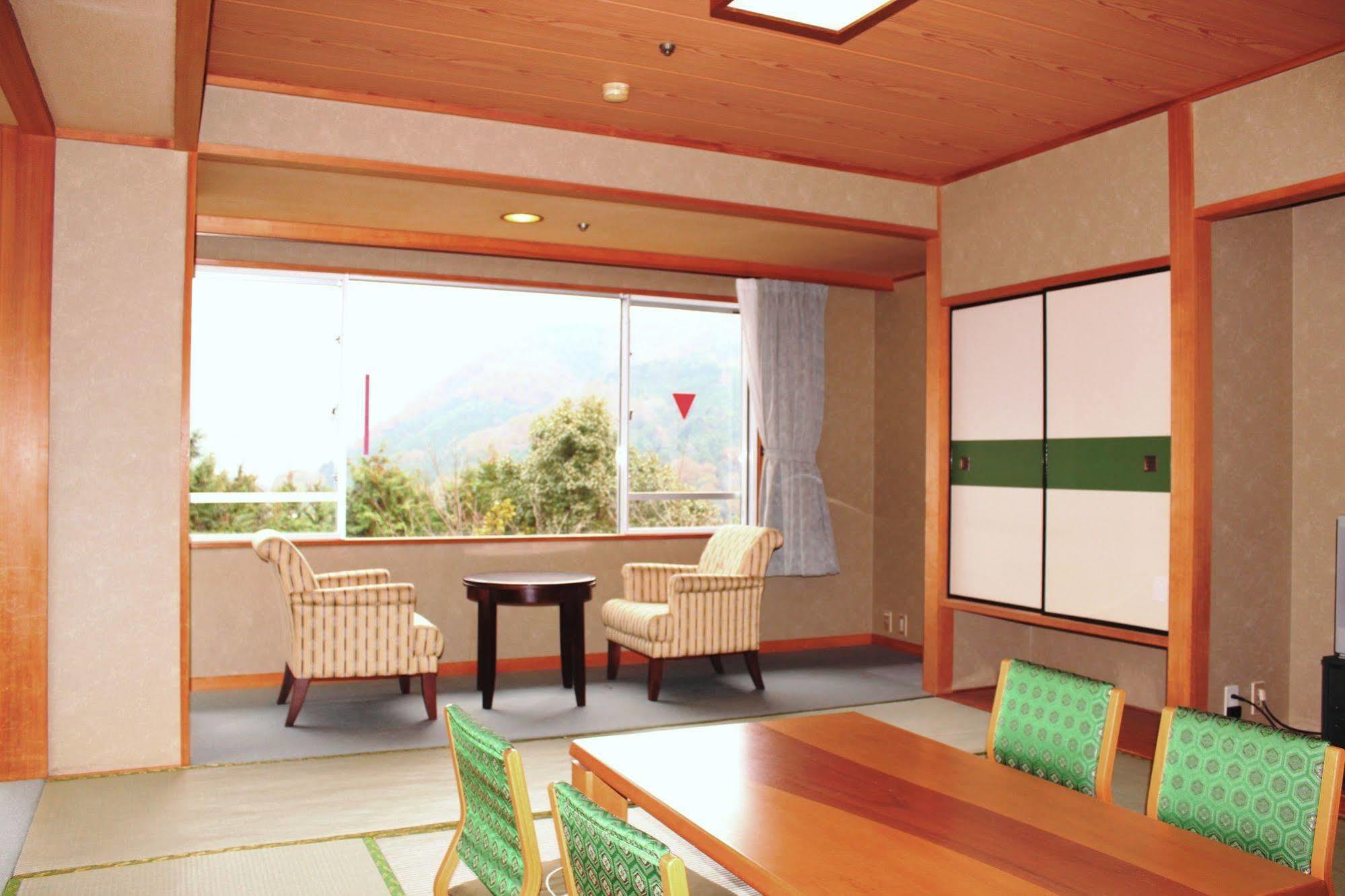 Awanosho Hotel Miyoshi  Bagian luar foto